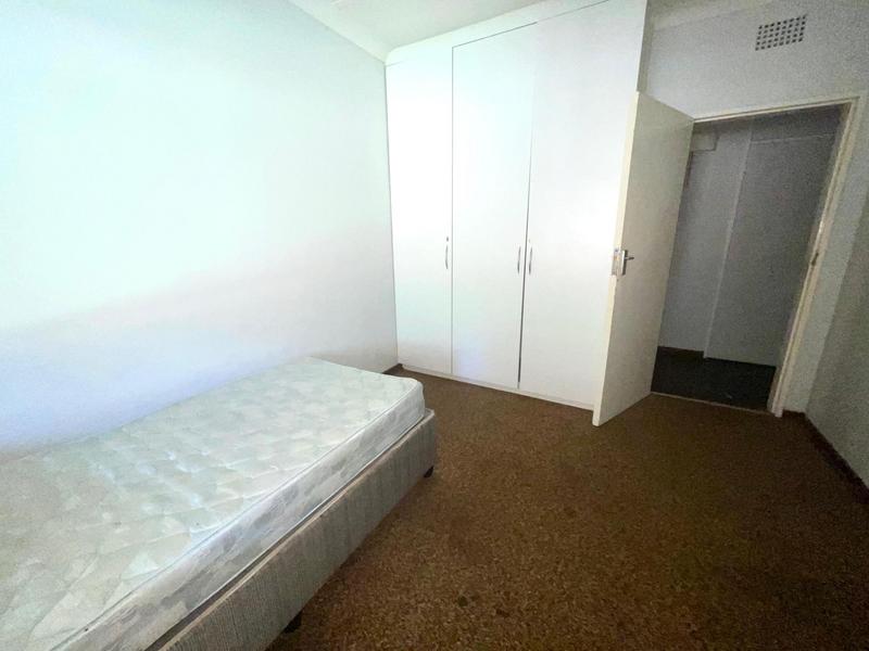 To Let 10 Bedroom Property for Rent in Bult West North West